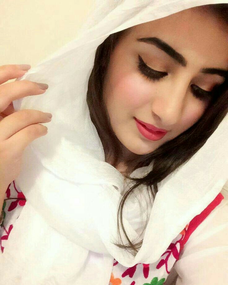 Ayesha Khan